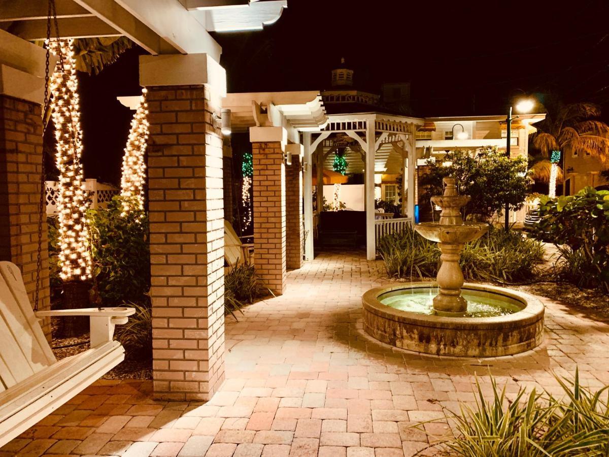 סיינט פיט ביץ' Coconut Inn Pass-A-Grille Beach מראה חיצוני תמונה