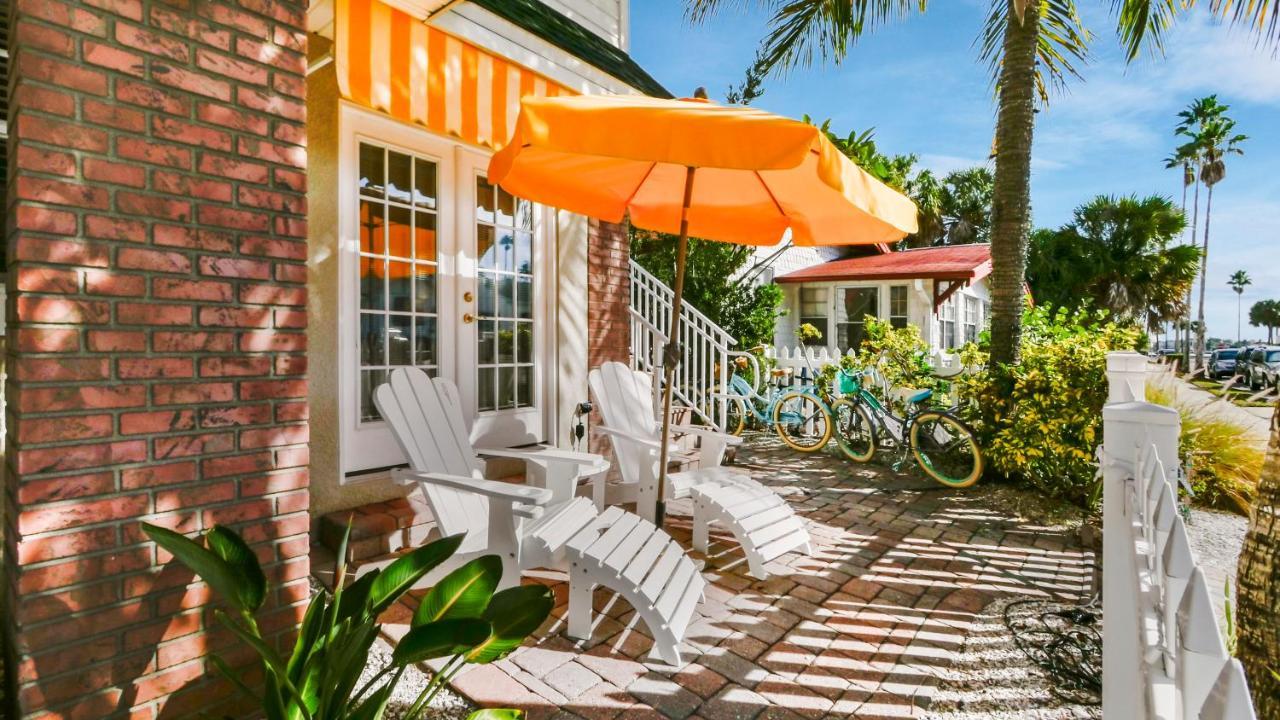 סיינט פיט ביץ' Coconut Inn Pass-A-Grille Beach מראה חיצוני תמונה