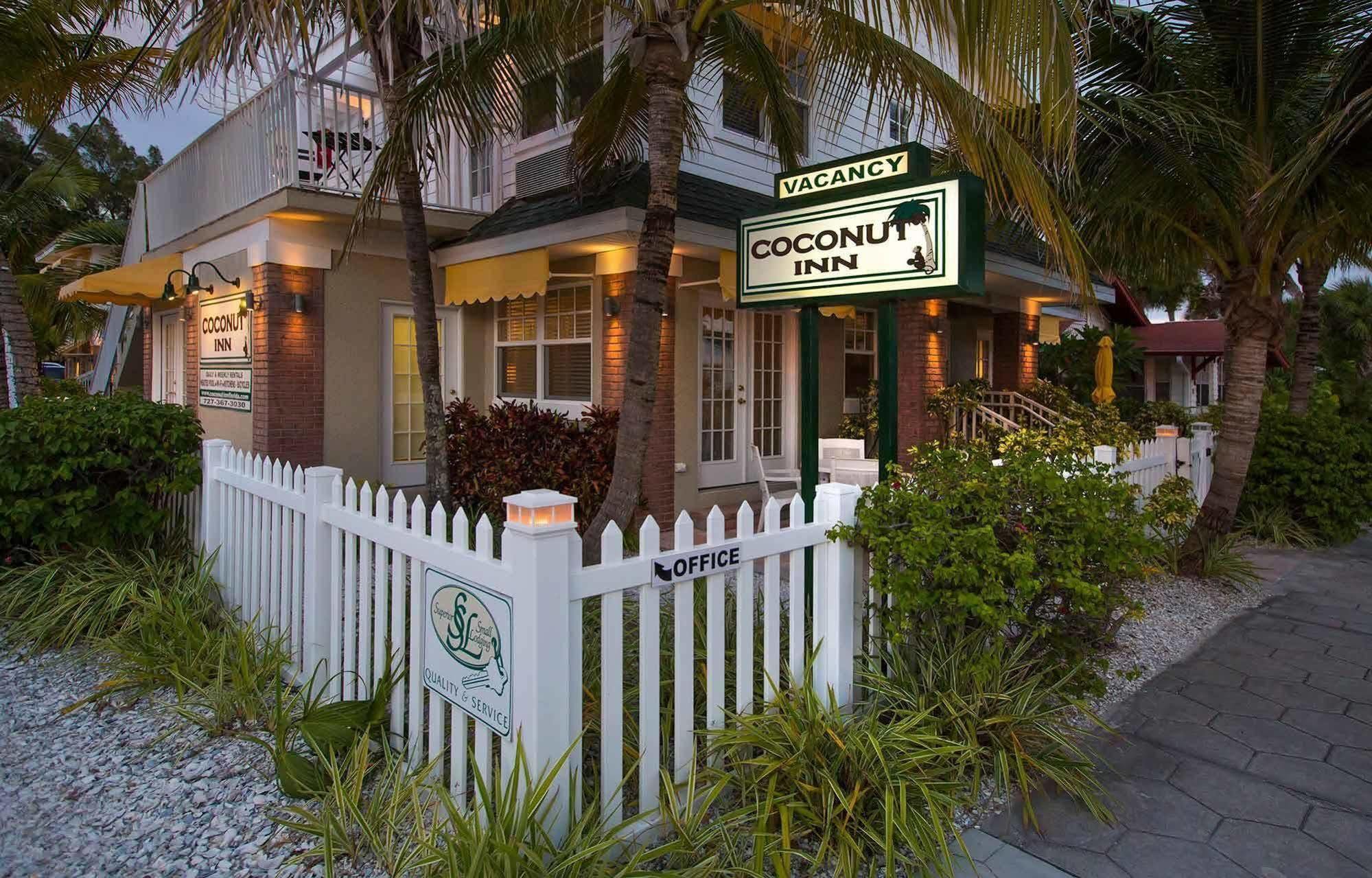 סיינט פיט ביץ' Coconut Inn Pass-A-Grille Beach מראה חיצוני תמונה